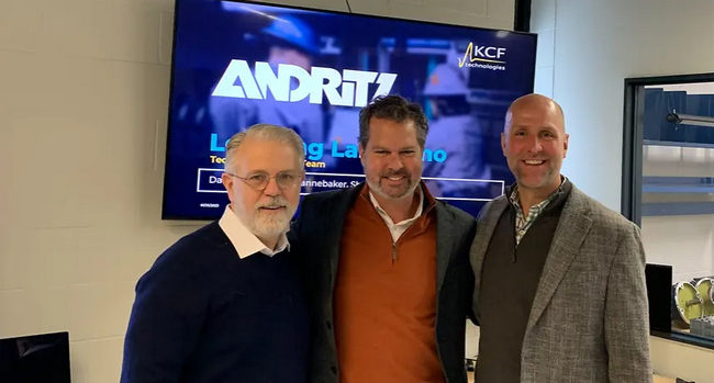   From left to right: David Grucza, Todd Grace (ANDRITZ), Jeremy Frank (Co-founder and CEO KCF Technologies) © ANDRITZ