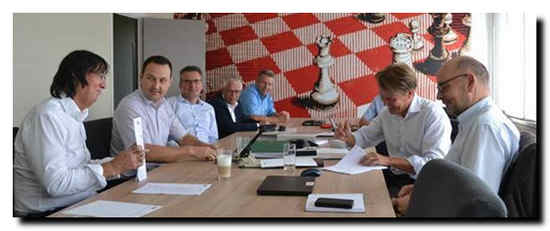 Signing the contract at the Sappi Lanaken Mill. From left Werner Reiter, Bernhard Zottler, Günther Engelen, Wim Devens, Eric Raedts (all from Sappi), Marko Oinonen (Valmet) and Robert Mohr (Valmet).