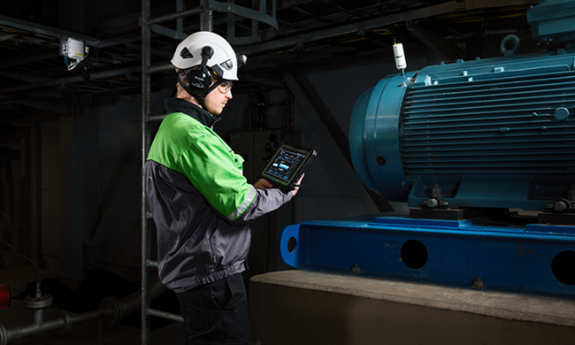 The new Valmet DNA Condition Monitoring provides automated anomaly detection technology for wired and wireless measurements. It improves maintenance efficiency by providing early warnings for possible machinery faults. 